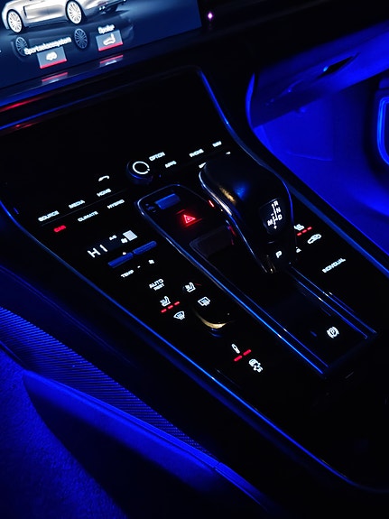 Porsche Panamera 16 of 30