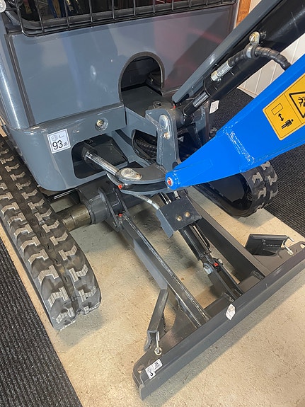 Rippa R10 eco pro+ 1.1 tonn minigraver, topp modellen med hytte! 4 of 5