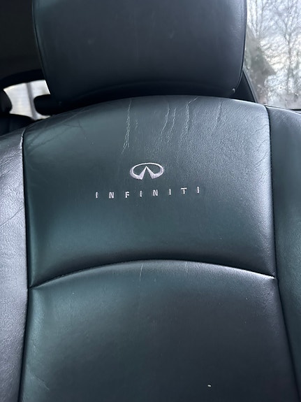 Infiniti FX35 20 of 28