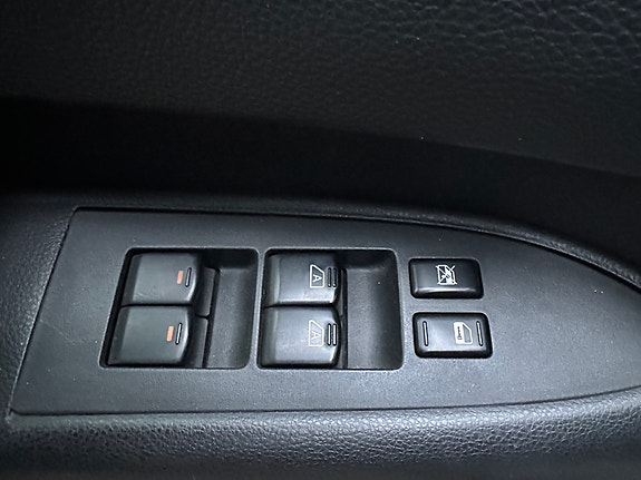 Infiniti FX35 23 of 28