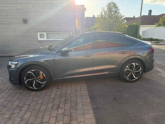 Audi e-tron Sportback 5 of 5