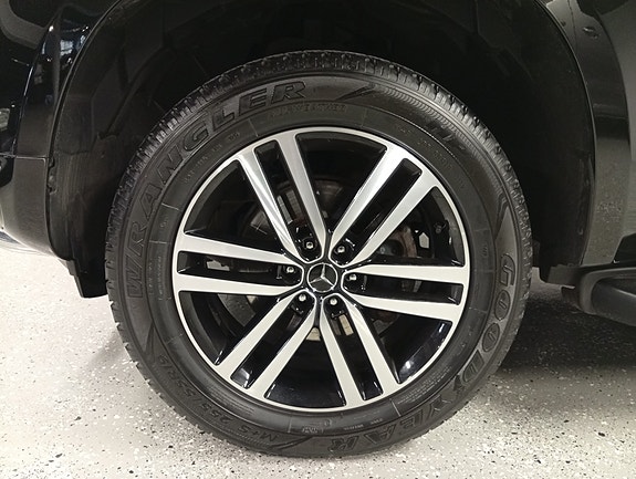 Mercedes-Benz X350 d 9 of 30