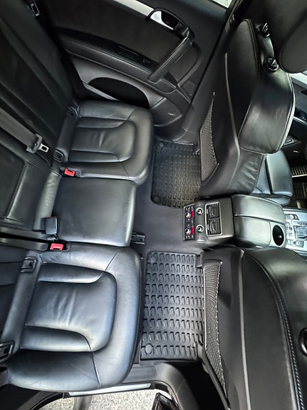 Audi Q7 28 of 30