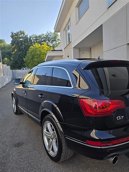 Audi Q7 7 of 30