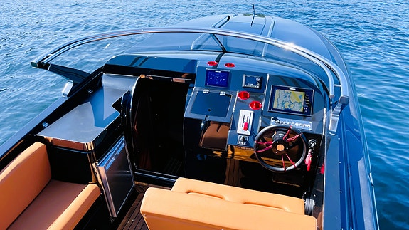 Modesty 33 SportCruiser 23 of 30