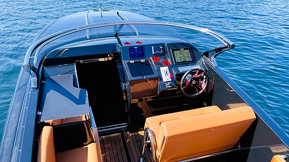 Modesty 33 SportCruiser 20 of 30