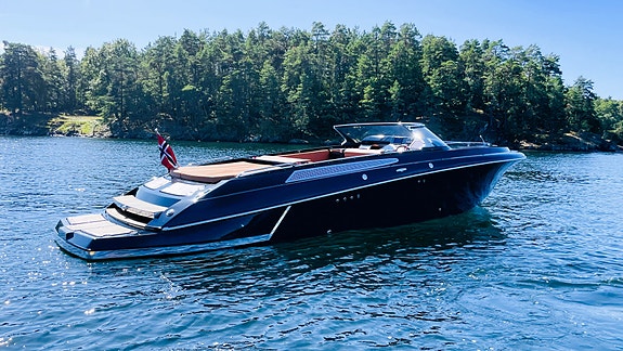 Modesty 33 SportCruiser 2 of 30