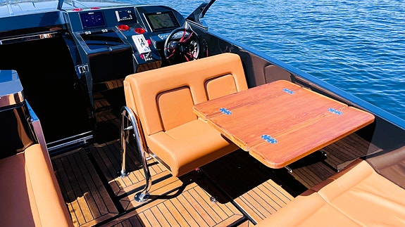 Modesty 33 SportCruiser 19 of 30