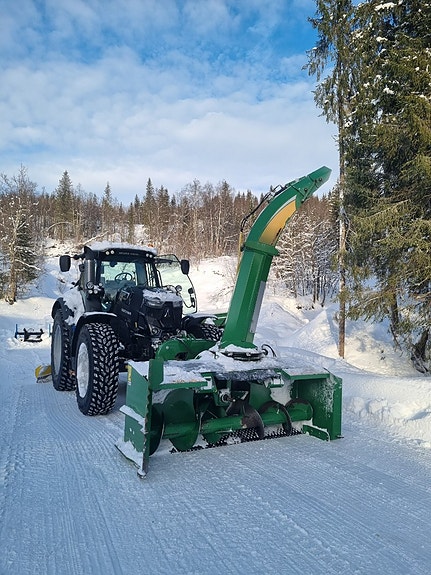 Deutz Fahr Agrotron TTV 7250 BlackWarrior