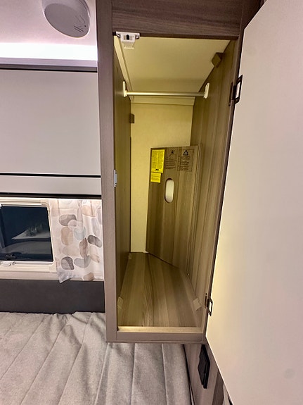 Bilde 39 av KABE ESTATE 470 GLE/Designpakke/Komfortpakke1/Steikeovn/Ekstern ruterantenne.