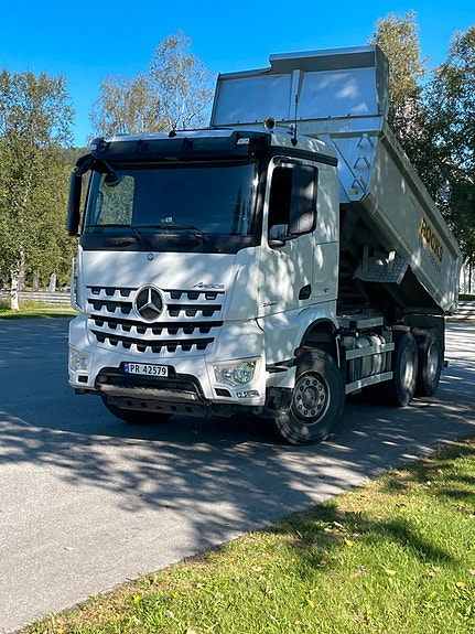 Mercedes-Benz Arocs 2658 4 of 5