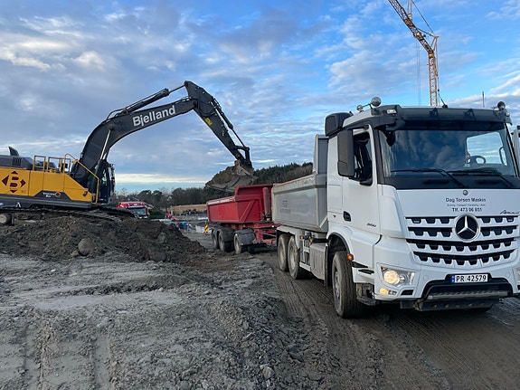 Mercedes-Benz Arocs 2658 2 of 5