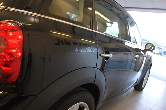 MINI Countryman One D 5 of 5