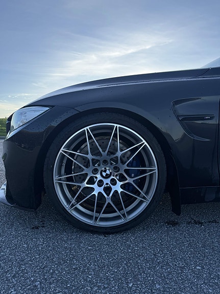BMW M4 18 of 18