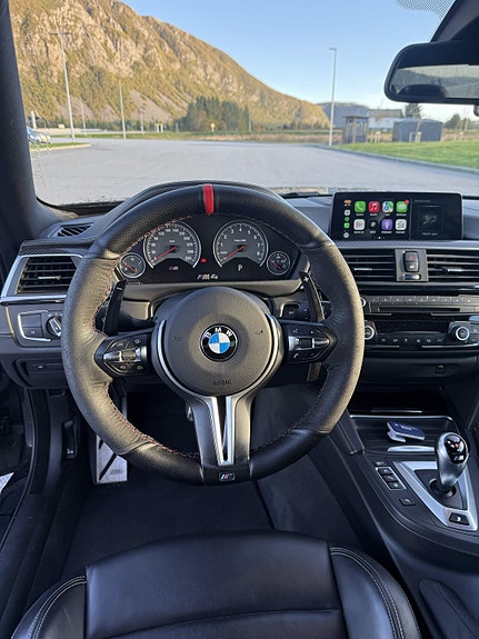 BMW M4 13 of 18