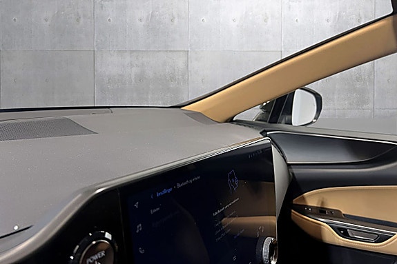 Lexus NX 450h