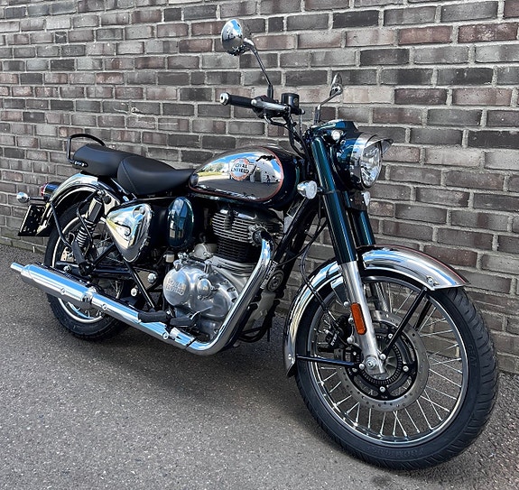 Royal Enfield Classic 350 10 of 16