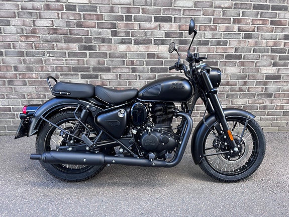 Royal Enfield Classic 350 10 of 16
