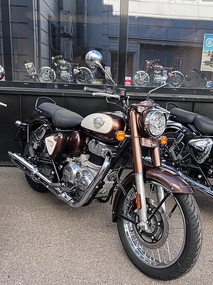 Royal Enfield Classic 350 14 of 16