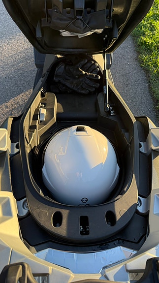 BMW C 400 GT 13 of 26