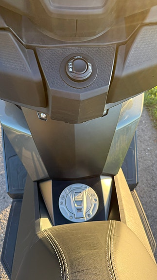 BMW C 400 GT 12 of 26
