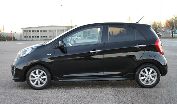 Kia Picanto 2 of 5