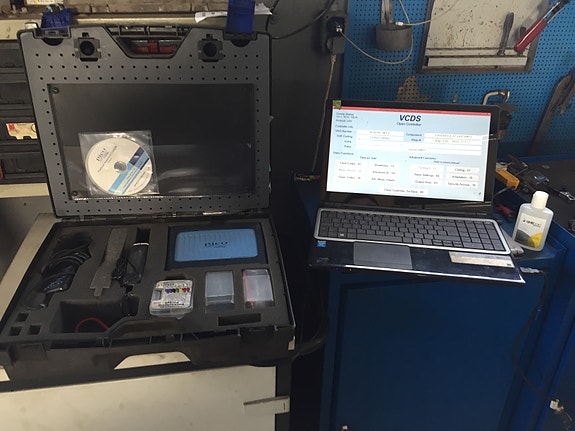 Liten smak av diagnoseverktøy. Pico scoop,vcds vag. Diagline for orginalprogramering.