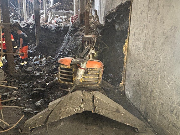 Husqvarna DXR300 fjernstyrt rivningsrobot - Hammer - Skuffe - Leveringsklar 14 of 22