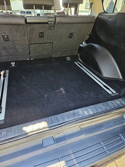 Toyota Land Cruiser 12 of 17