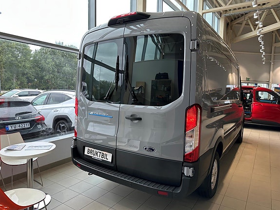 Ford Transit 3 of 14