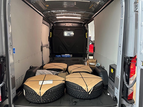 Ford Transit 6 of 14