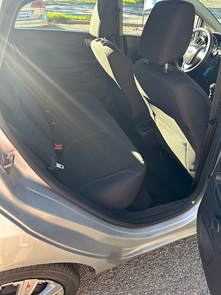 Ford Fiesta 17 of 20