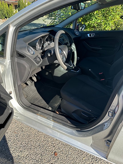 Ford Fiesta 6 of 20