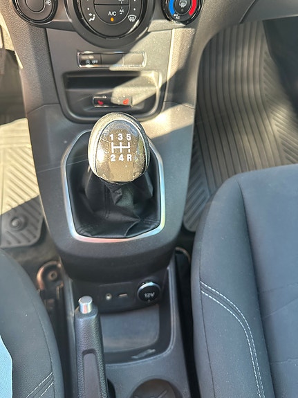 Ford Fiesta 12 of 20