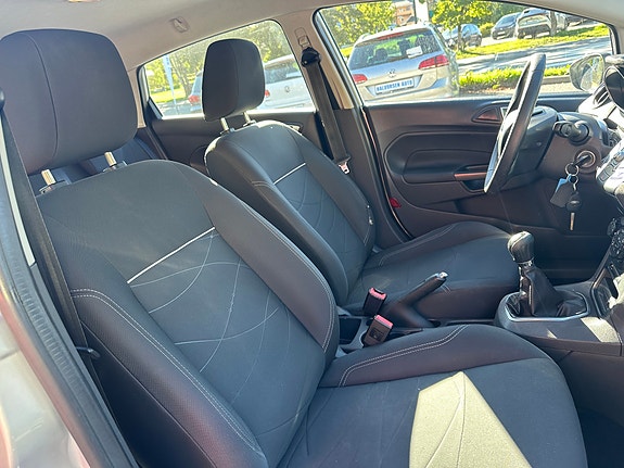 Ford Fiesta 19 of 20