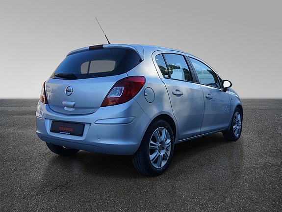 Opel Corsa 8 of 30