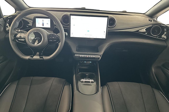 BYD Dolphin 6 of 26
