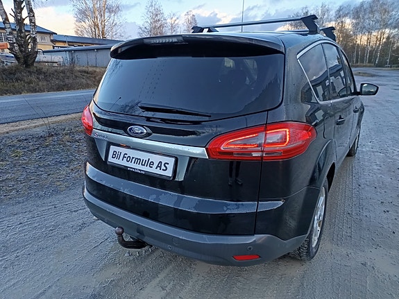 Ford S-MAX 13 of 30