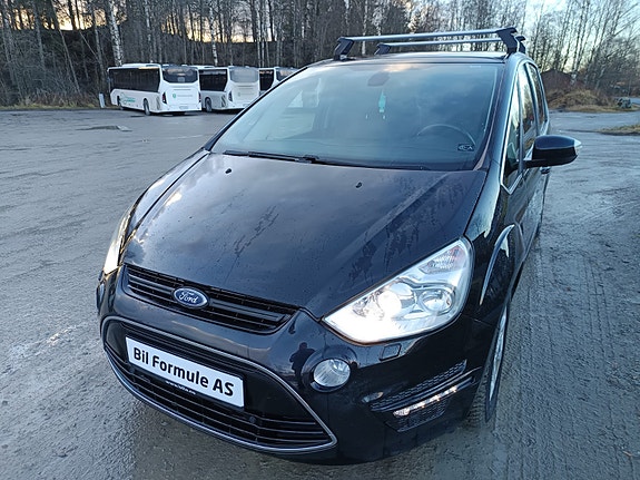 Ford S-MAX 15 of 30