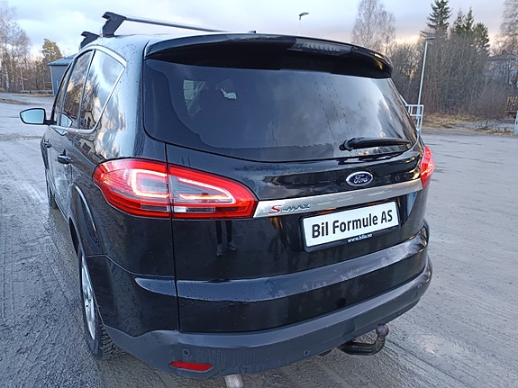 Ford S-MAX 12 of 30
