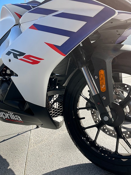 Aprilia RS 125 11 of 15