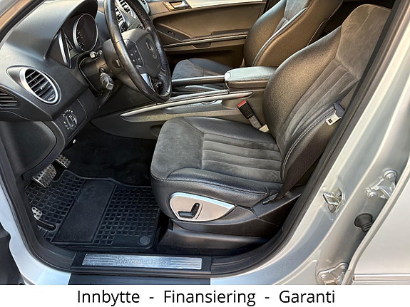 Mercedes-Benz ML280 18 of 30