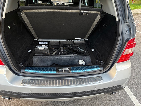 Mercedes-Benz ML280 10 of 30