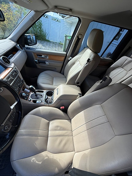 Land Rover Discovery 3 of 16