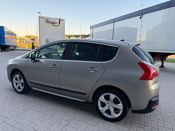 Peugeot 3008 12 of 30