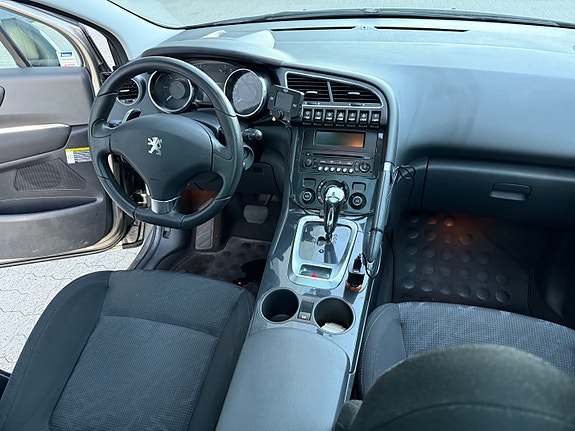 Peugeot 3008 21 of 30