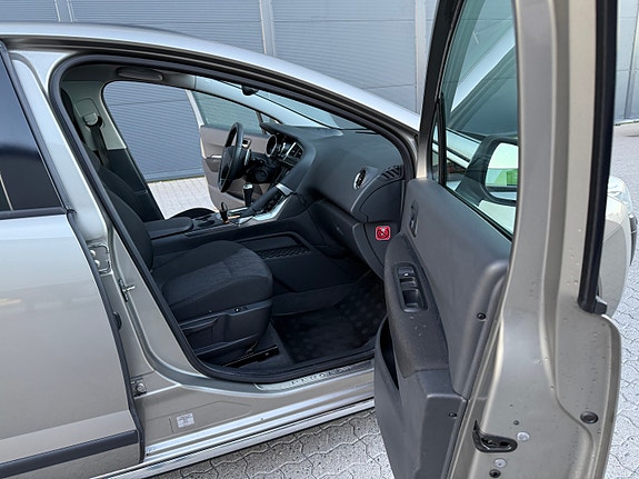 Peugeot 3008 24 of 30