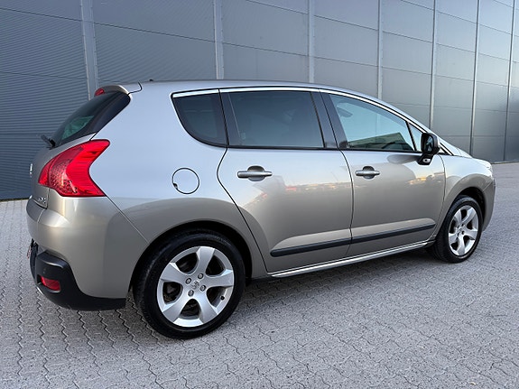 Peugeot 3008 7 of 30
