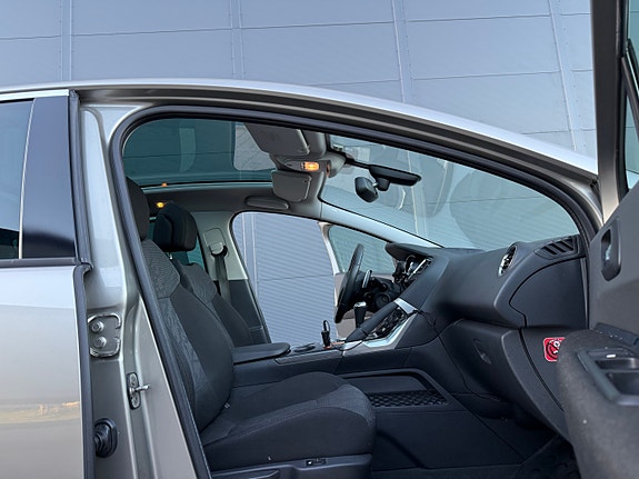 Peugeot 3008 23 of 30