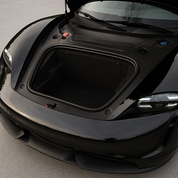 Porsche Taycan 11 of 23